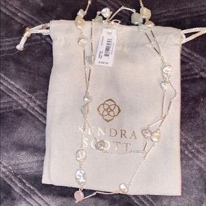 KENDRA SCOTT SILVER SABRINA NECKLACE